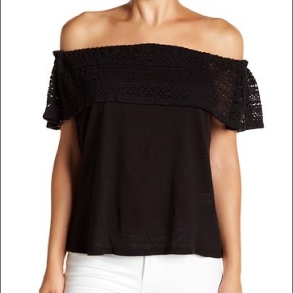 Lucky Brand Off-Shoulder Top - Picture 3 of 6